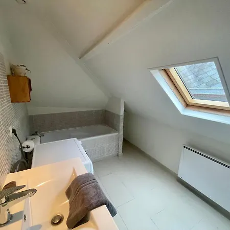 Maison Hyper Centre Avec Parking 7 Mn A Pied De La Gare De *