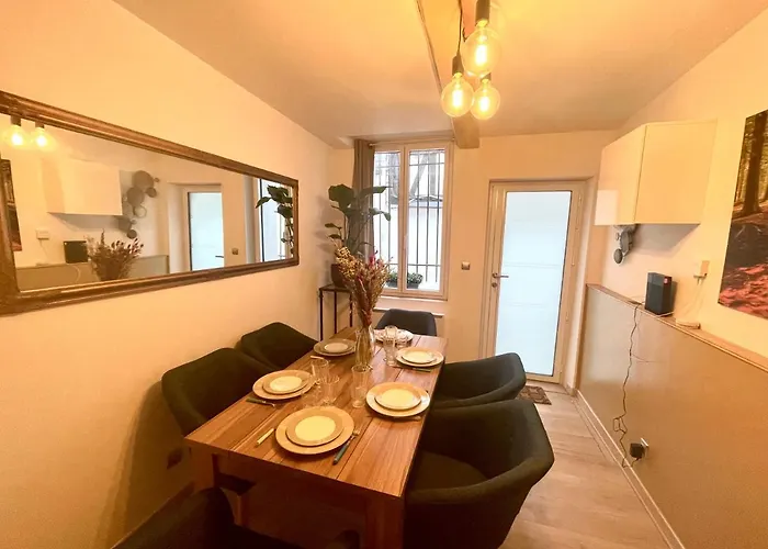 Maison Hyper Centre Avec Parking 7 Mn A Pied De La Gare De *