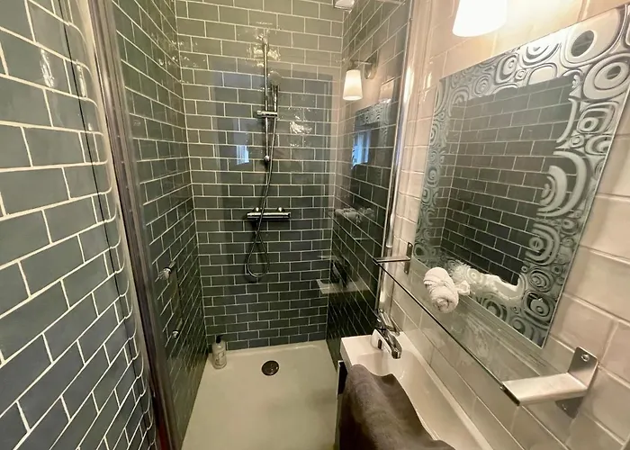 Apartment Maison Hyper Centre Avec Parking 7 Mn A Pied De La Gare De Rouen