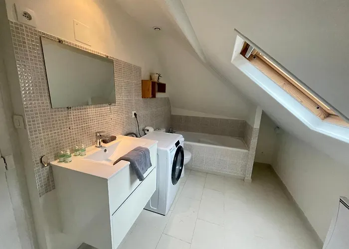 Apartament Maison Hyper Centre Avec Parking 7 Mn A Pied De La Gare De *