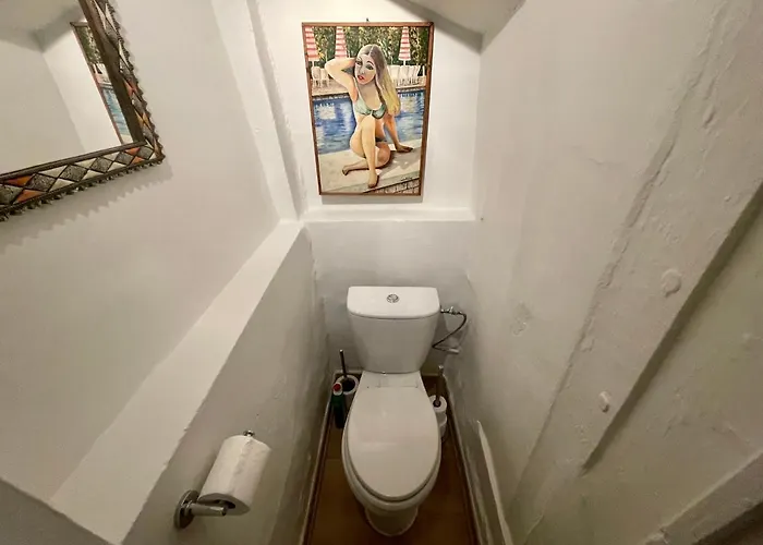 Maison Hyper Centre Avec Parking 7 Mn A Pied De La Gare De Apartment